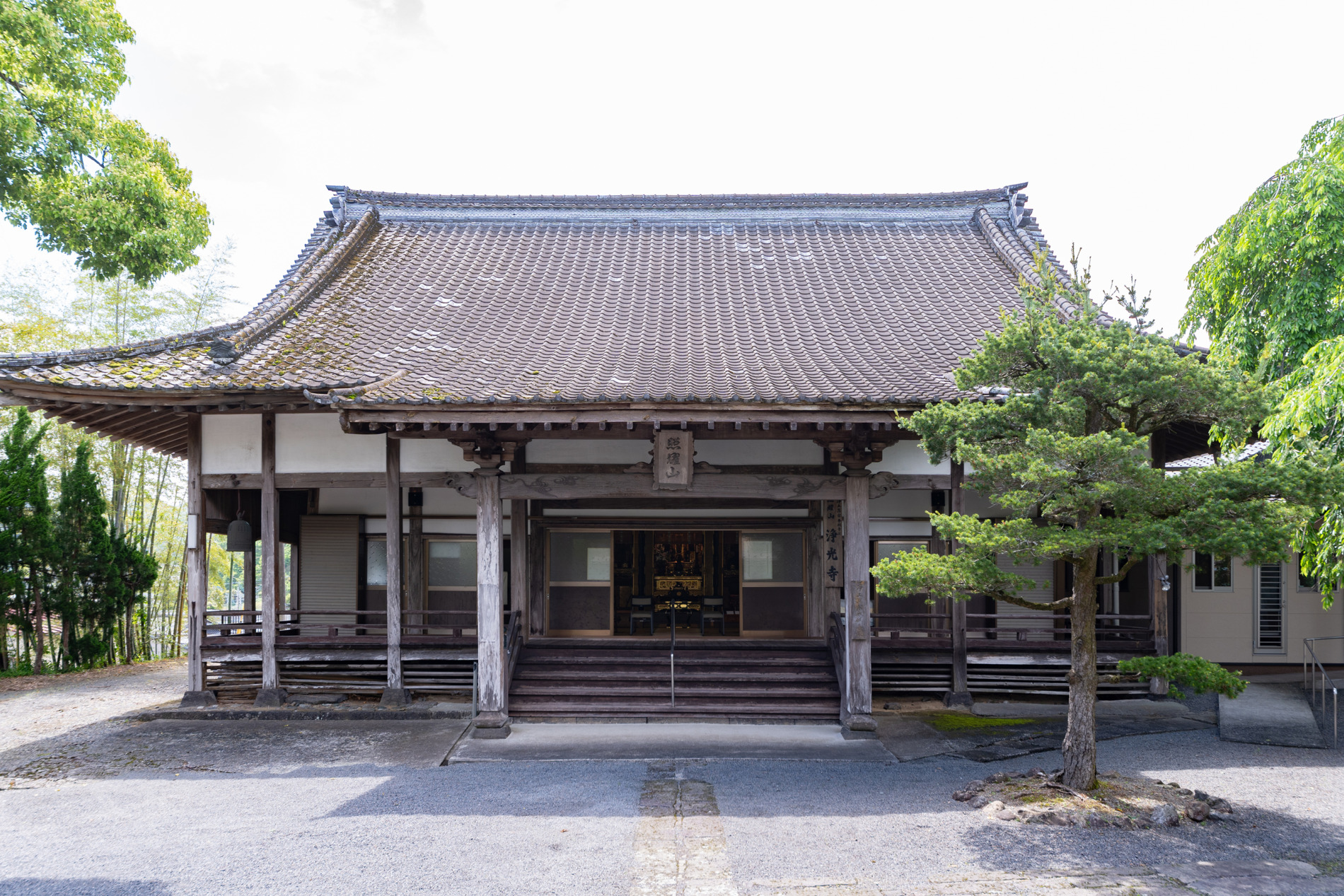 照耀山 浄光寺