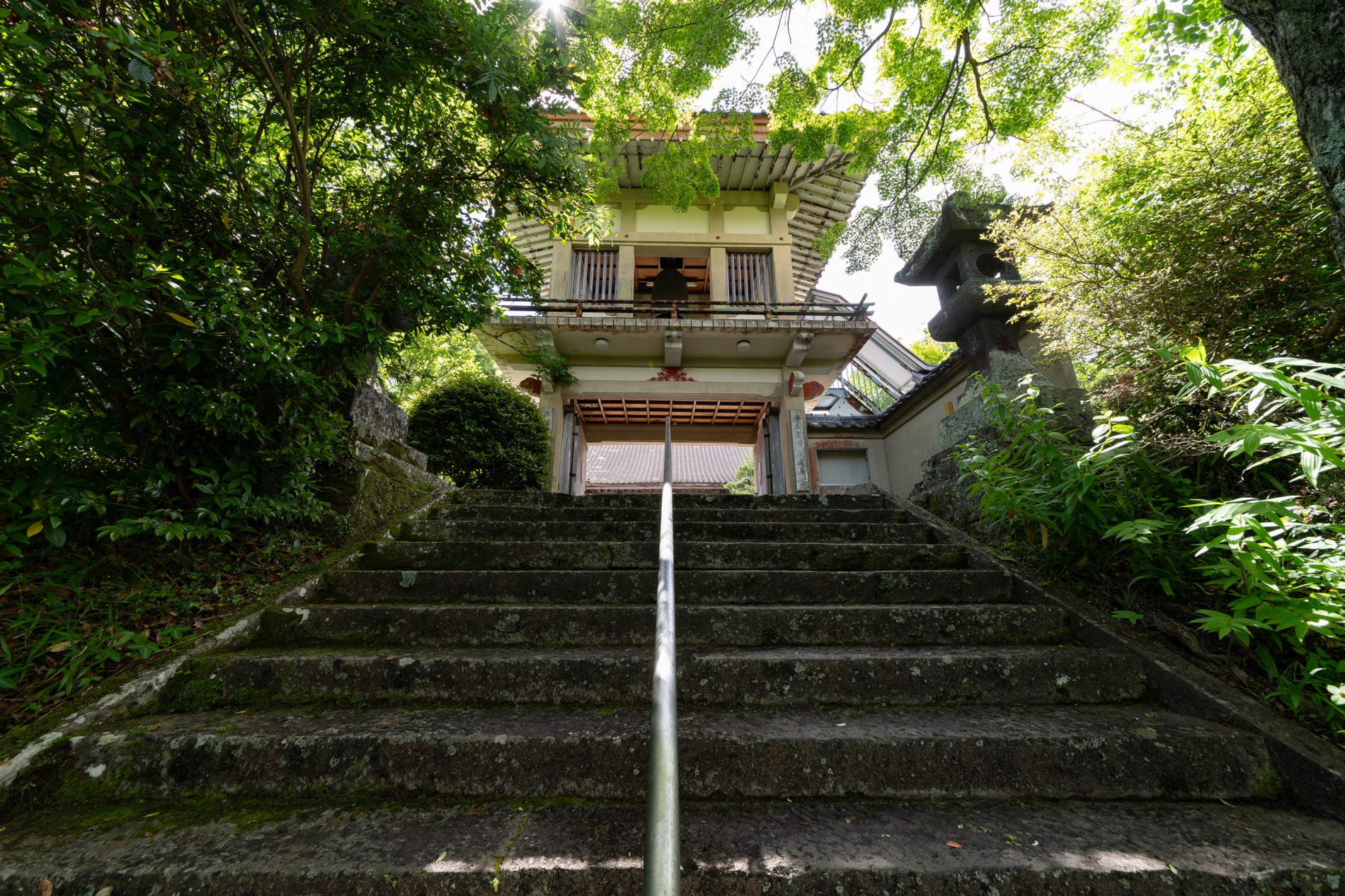 照耀山 浄光寺